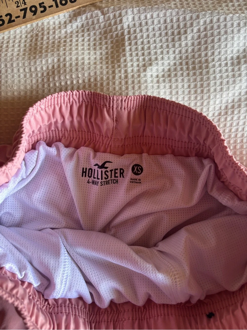 hollister dusty salmon pink lined swim trunks men’s xs coastal beach shorts euc